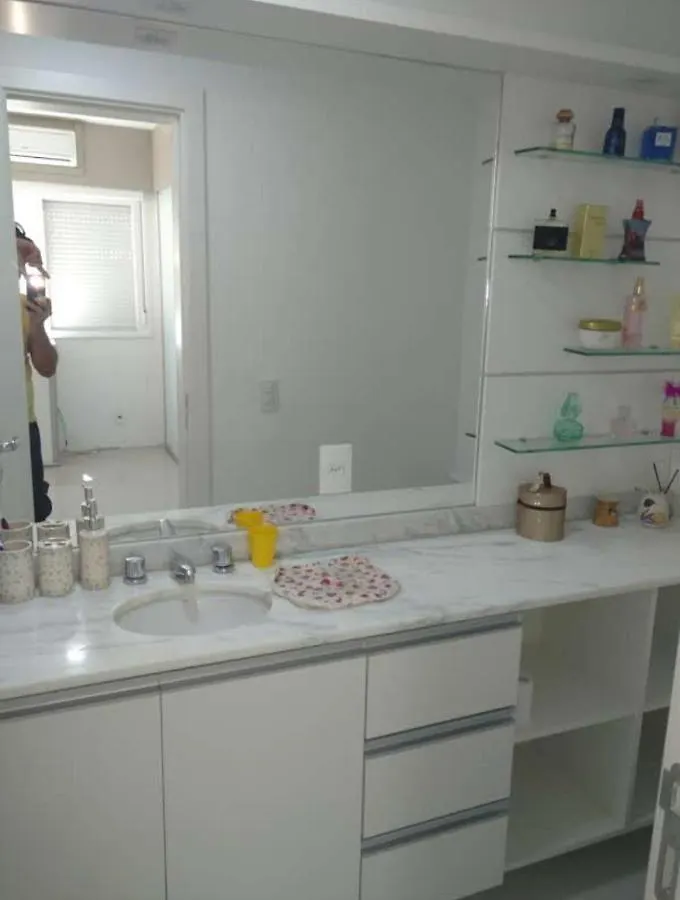 Apartment Lindo Apartamento Terreo 700Mts Park Shopping Canoas Canoas